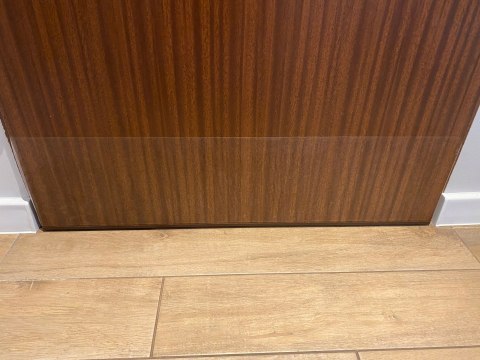 Odbojnica transparentna na drzwi DoorWALL 20x80cm