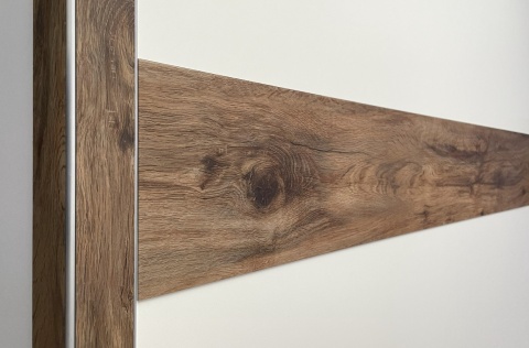 Narożnik aluminiowy CornerAlu WallWOOD™ dąb L2 5x5x50cm